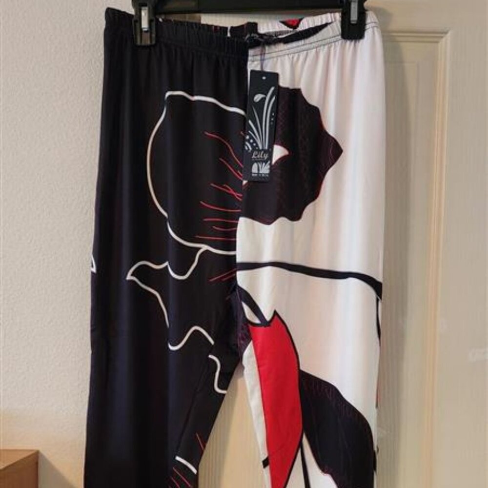 Lily by Firmiana Black/White/Red Lightweight Leggings Size 1X/2X